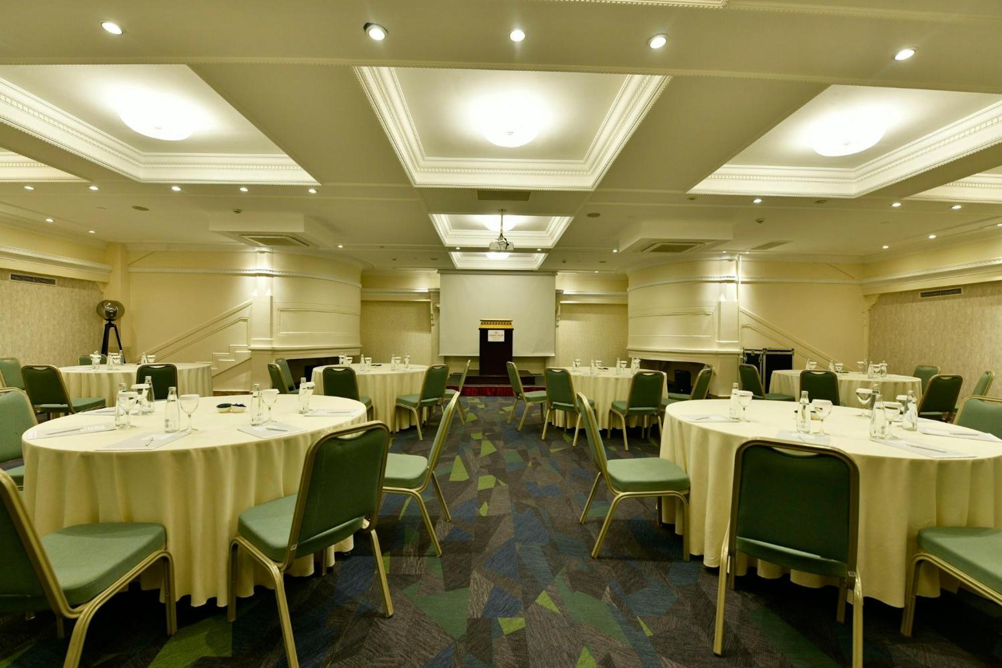 מלון Crowne Plaza - Old By Ihg