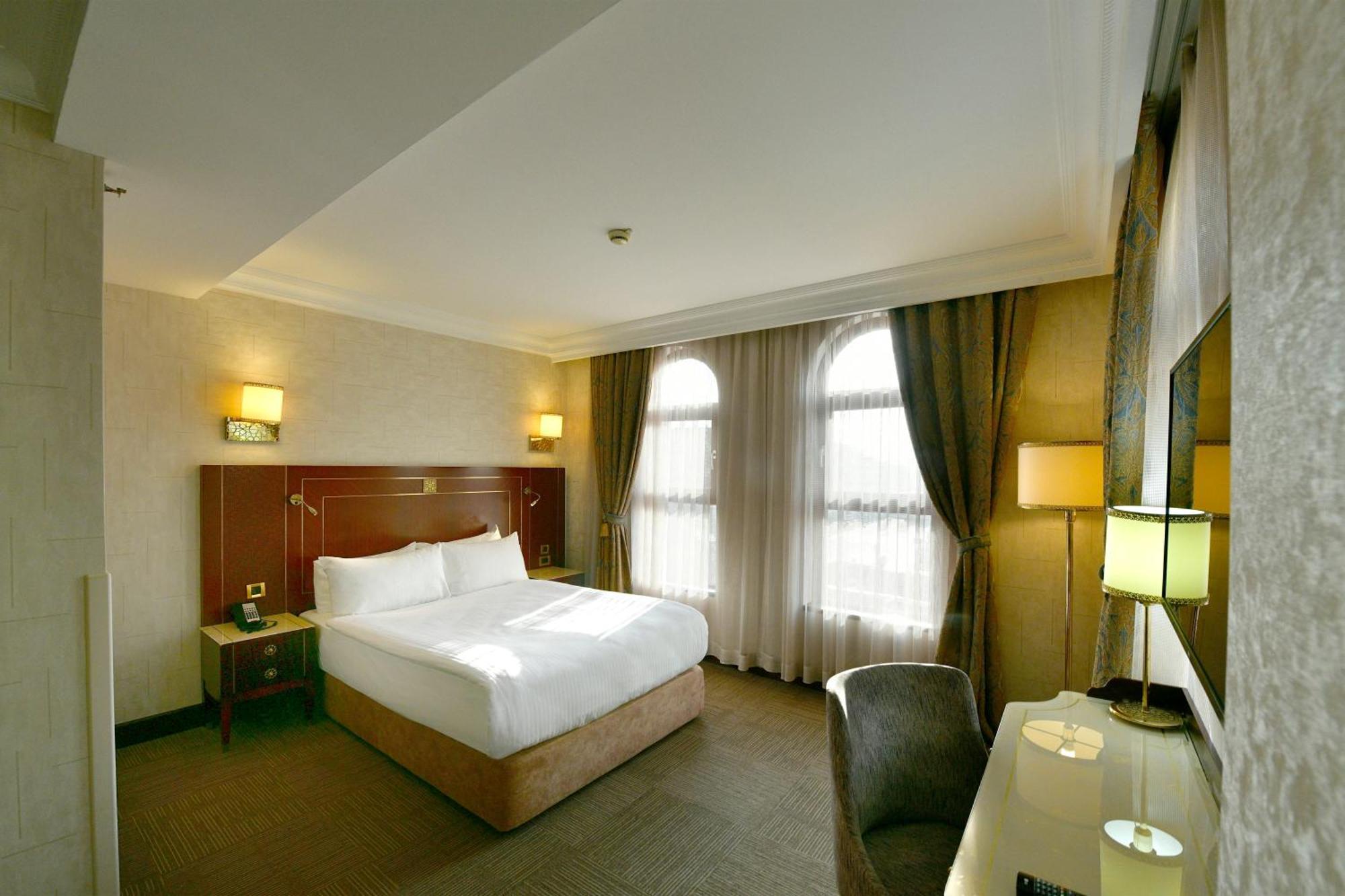 Crowne Plaza - Old By Ihg מלון
